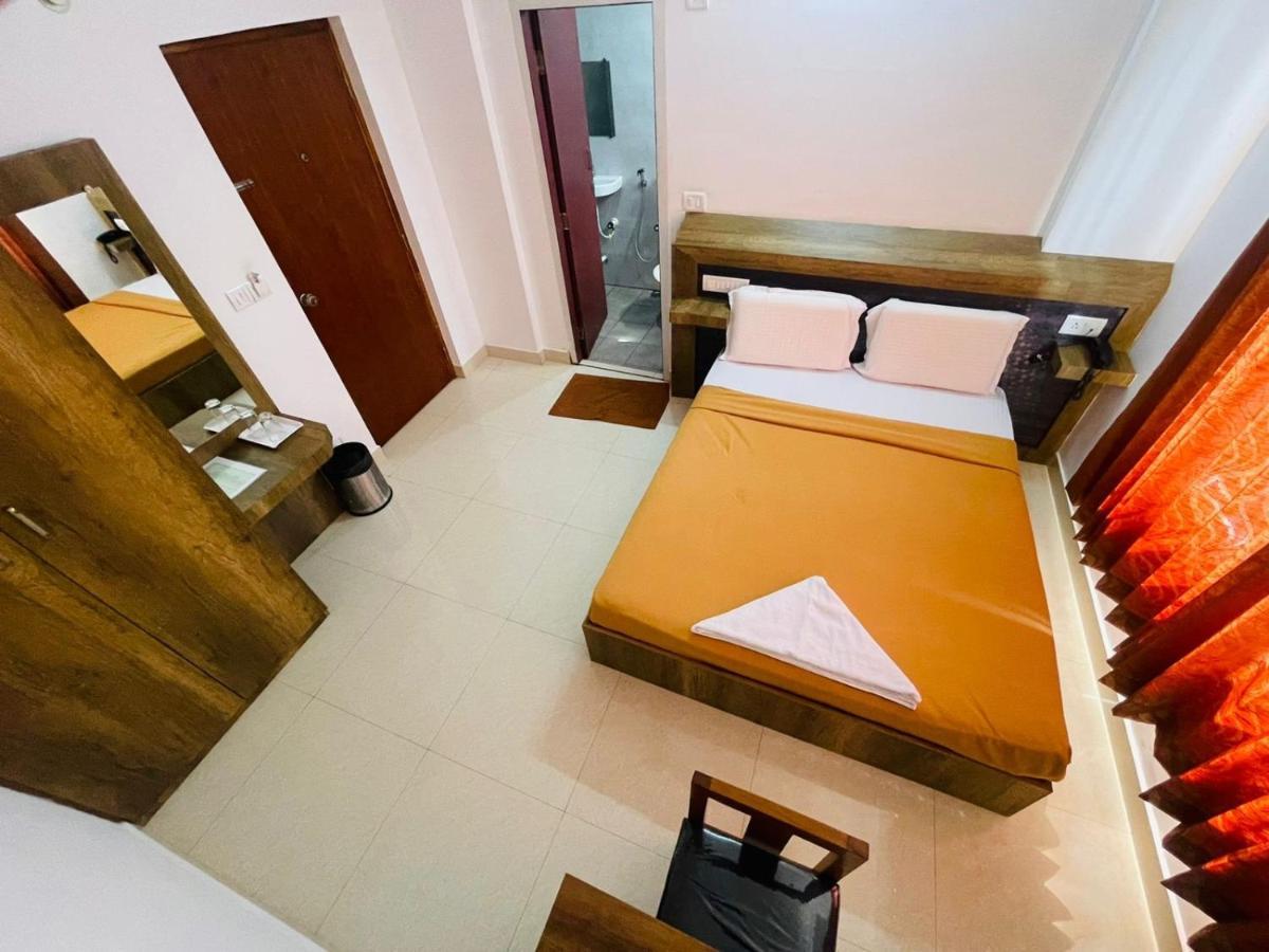 B Six Hotel บังกาลอร์ ภายนอก รูปภาพ