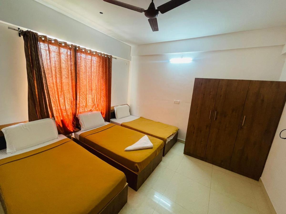 B Six Hotel บังกาลอร์ ภายนอก รูปภาพ