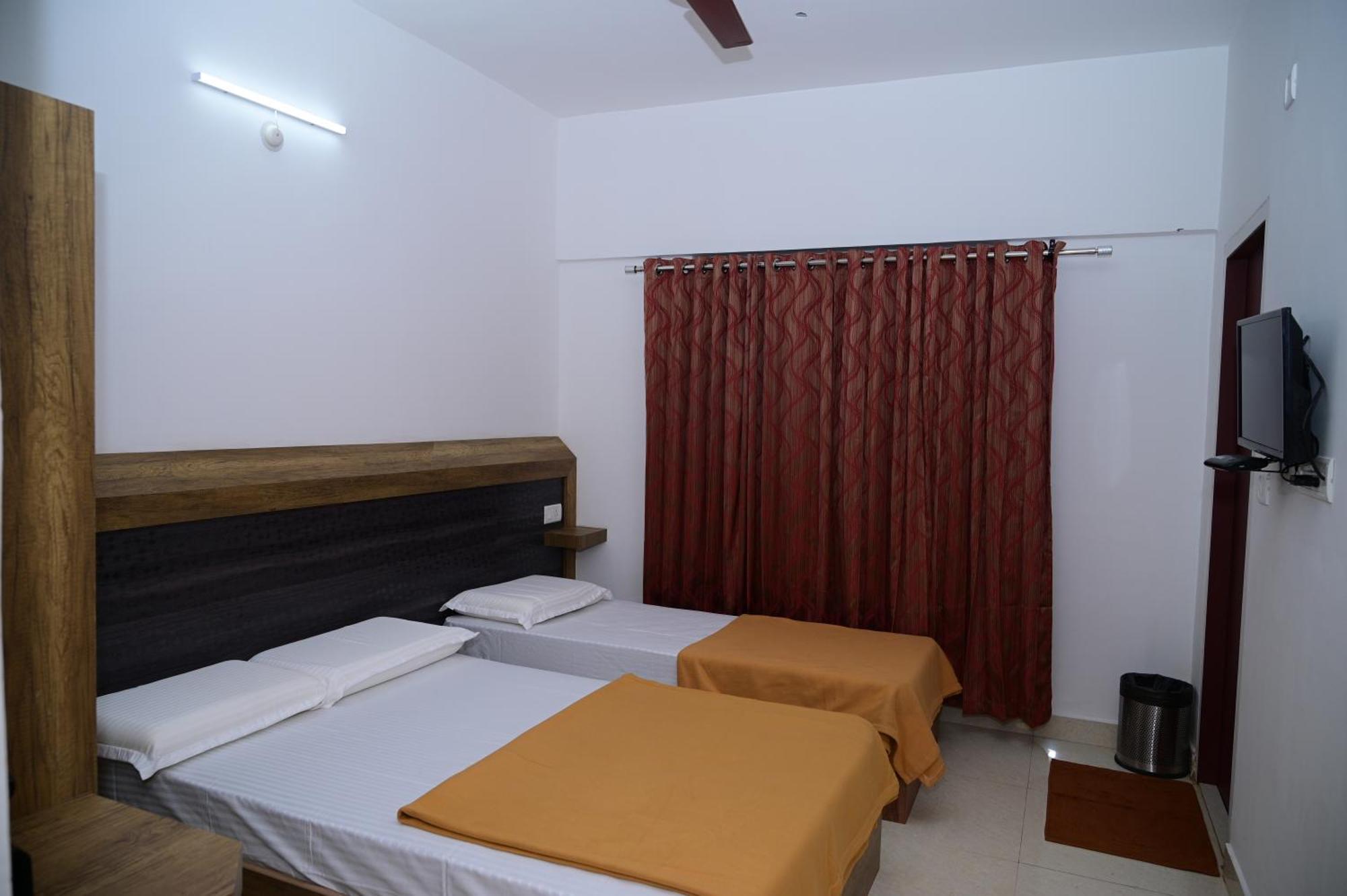 B Six Hotel บังกาลอร์ ภายนอก รูปภาพ