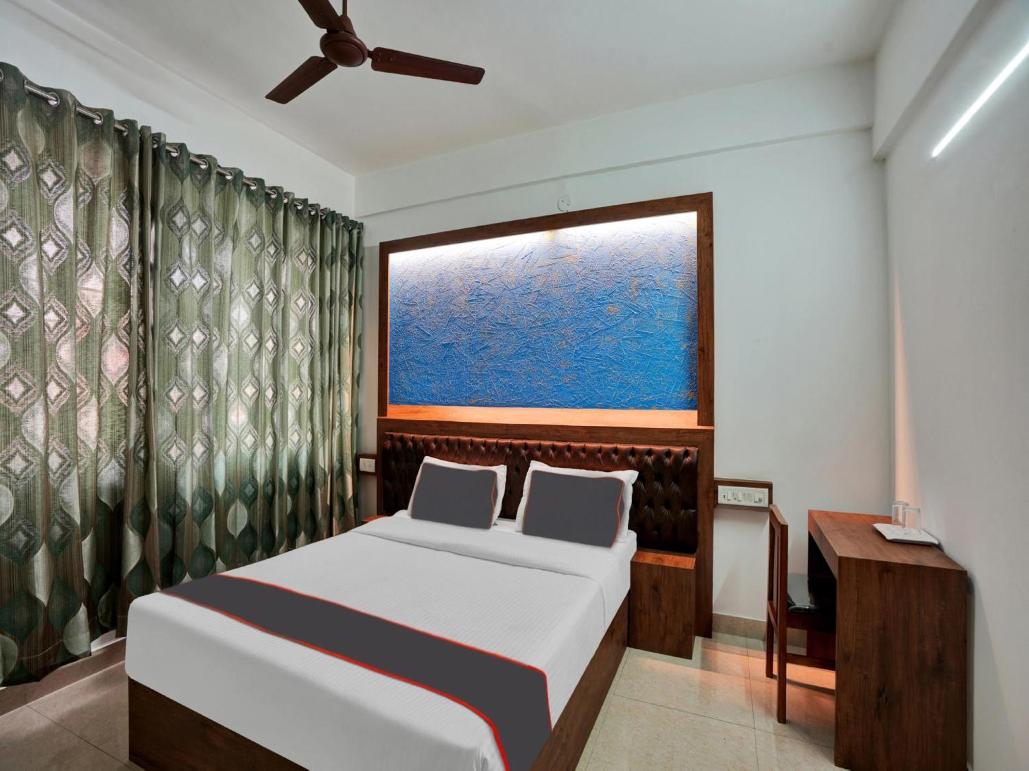 B Six Hotel บังกาลอร์ ภายนอก รูปภาพ